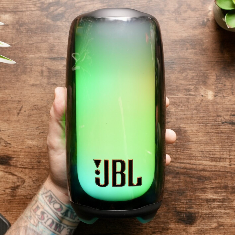 JBL Pulse 5  + Regalo Sorpresa – ¡Sonido Premium y Potencia al Máximo